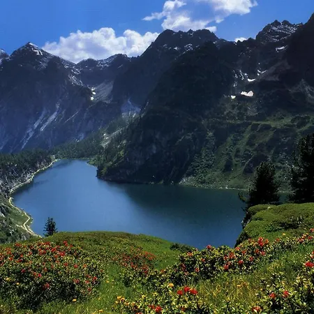 Und Almroesl Aparthotel Karteis