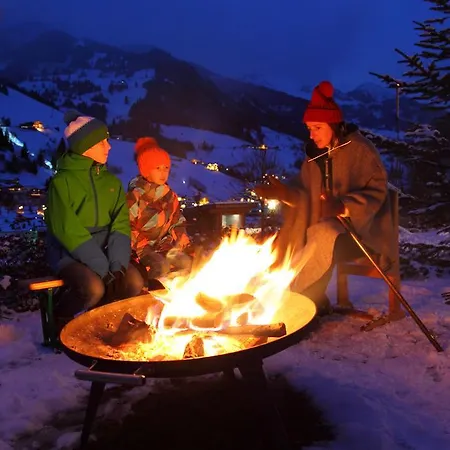 Lejlighedshotel Und Almroesl